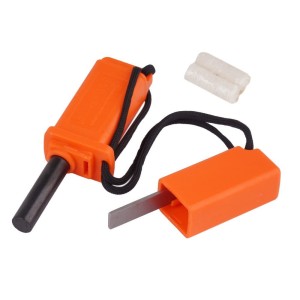 UST - Krzesiwo StrikeForce™ z podpałką i schowkiem - 20-12147