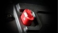 Strike-Industries-Zwalniacz-magazynka-Strike-Magazine-Catch-Czerwony-SI-AR-SMC-RED-6.jpg