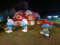 Zwiedzamy-wioske-Smerfow-Krakow-Garden-of-Lights_19.jpg