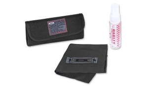 Oakley - Zestaw do czyszczenia wizjerów - Lens Cleaning Kit - 07-012