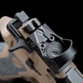 zul_pm_Strike-Industries-Obustronna-raczka-przeladowania-do-pistoletu-Sig-Sauer-P320-Czarna-SI-P320-CH-lentus12.jpg