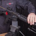 zul_pm_Real-Avid-Blok-rusznikarski-Smart-Fit-AR-15-Vise-Block-AVAR15SFVB-lentus16.jpg
