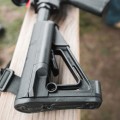 zul_pm_Magpul-Kolba-STR-R-Carbine-Stock-do-AR-15-M4-Mil-Spec-MAG470-BLK-lentus7.jpg
