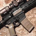 zul_pm_Magpul-Klapka-wyrzutnika-lusek-do-AR-15-223-5-56-mm-MAG1206-FDE-36798_5.jpg