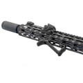 zul_pm_UTG-Chwyt-przedni-katowy-Ultra-Slim-M-LOK-Czarny-MT-AFGM01-36235_3.jpg