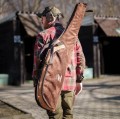 Pokrowiec na broń zamszowy L2ZPLUS 01 1,25m, kolor brąz, haft jeleń ryczący w trawie-5 58773