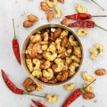 Pieczone orzechy z miodem i chili Mixit Chilli Mix Nuts 140 g-1 59745 