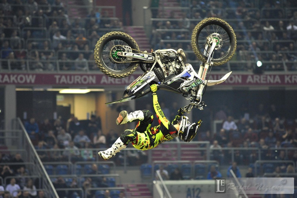 rafal-nizicki-diverse-night-jump-tauron-2017