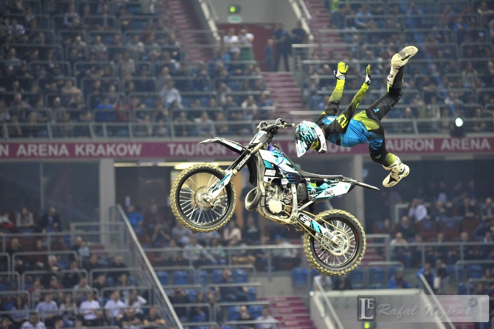 rafal-nizicki-diverse-night-jump-tauron-2017