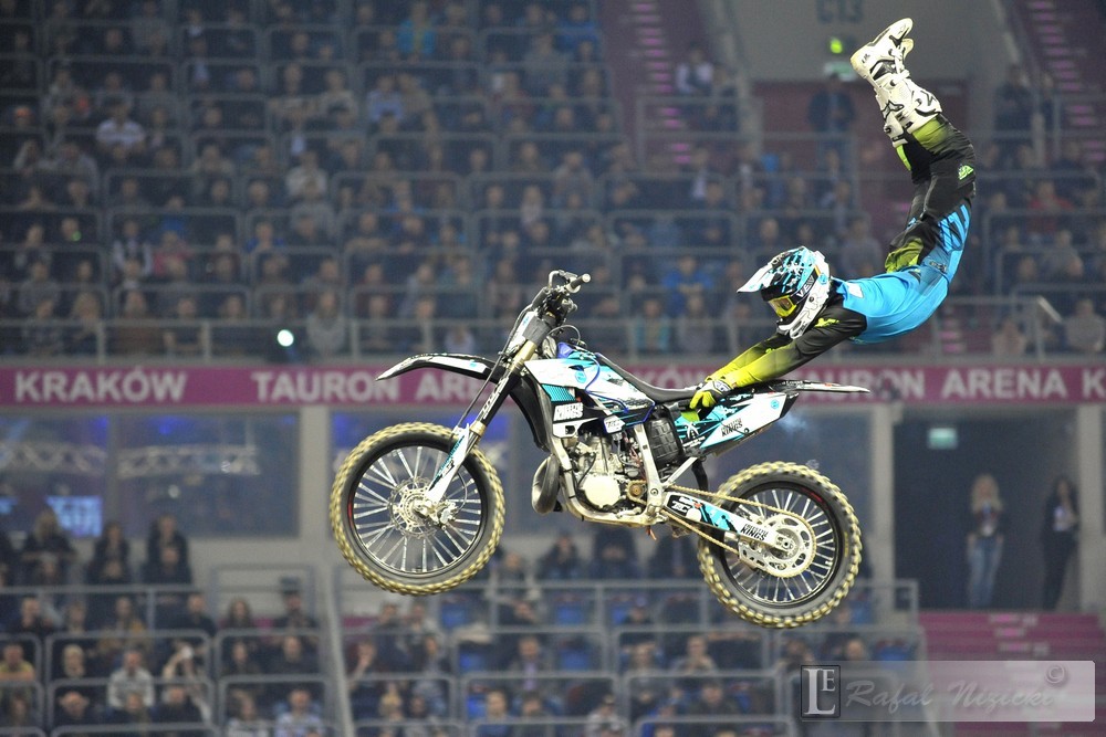 rafal-nizicki-diverse-night-jump-tauron-2017