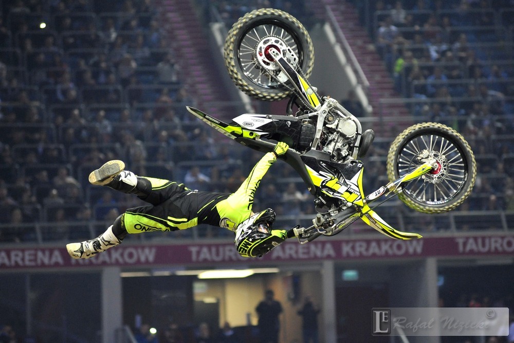 rafal-nizicki-diverse-night-jump-tauron-2017