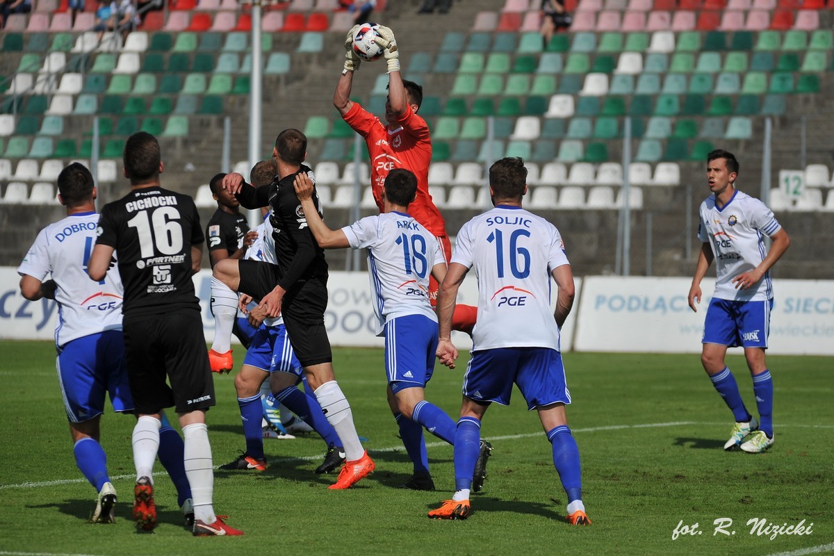 zaglebie-sosnowiec-stal-mieliec-3-1-jat-trick-tomka-nowaka