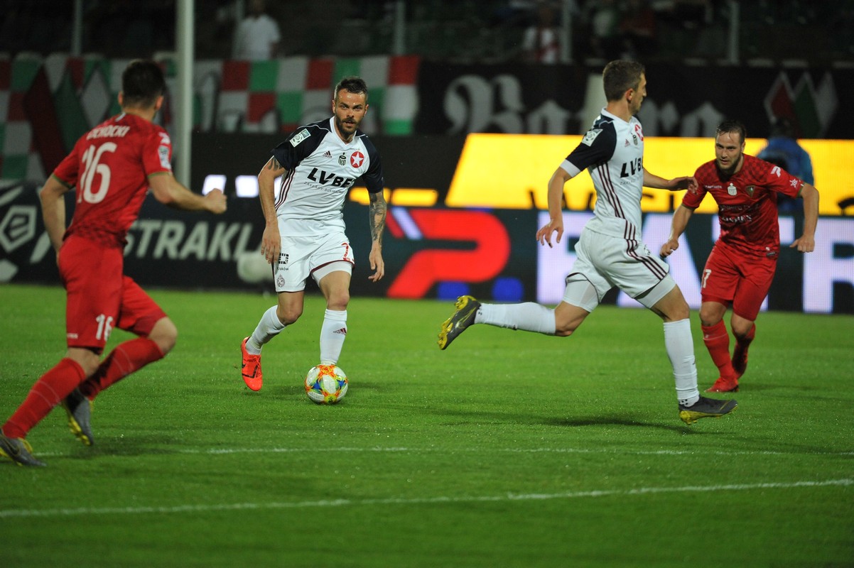 zaglebie-sosnowiec-wisla-krakow-2-1