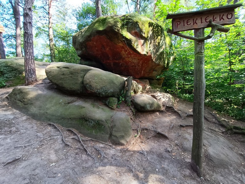 Ciezkowice_Skamieniale_Miasto