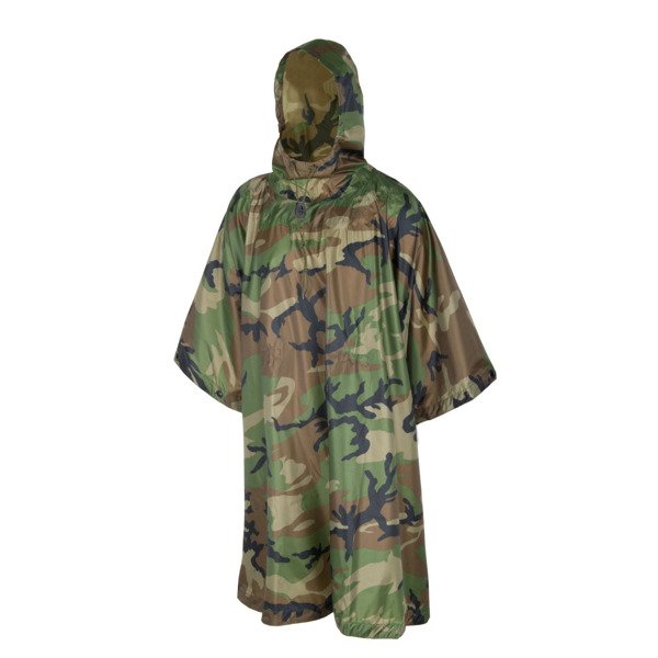 Helikon-Ponczo-peleryna-przeciwdeszczowa-Woodland-PO-MUS-PO-03