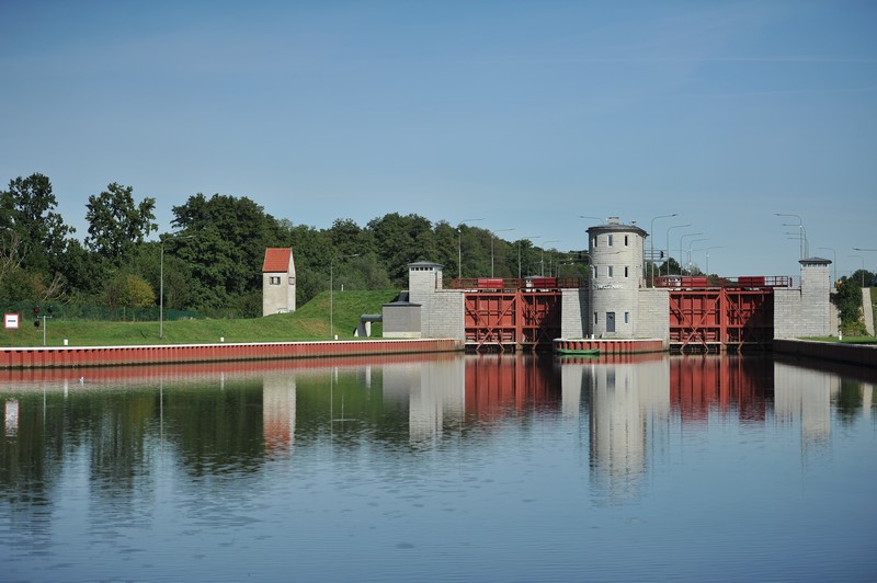 Kanal_Gliwicki_sluza_Rudziniec_Dzierzno