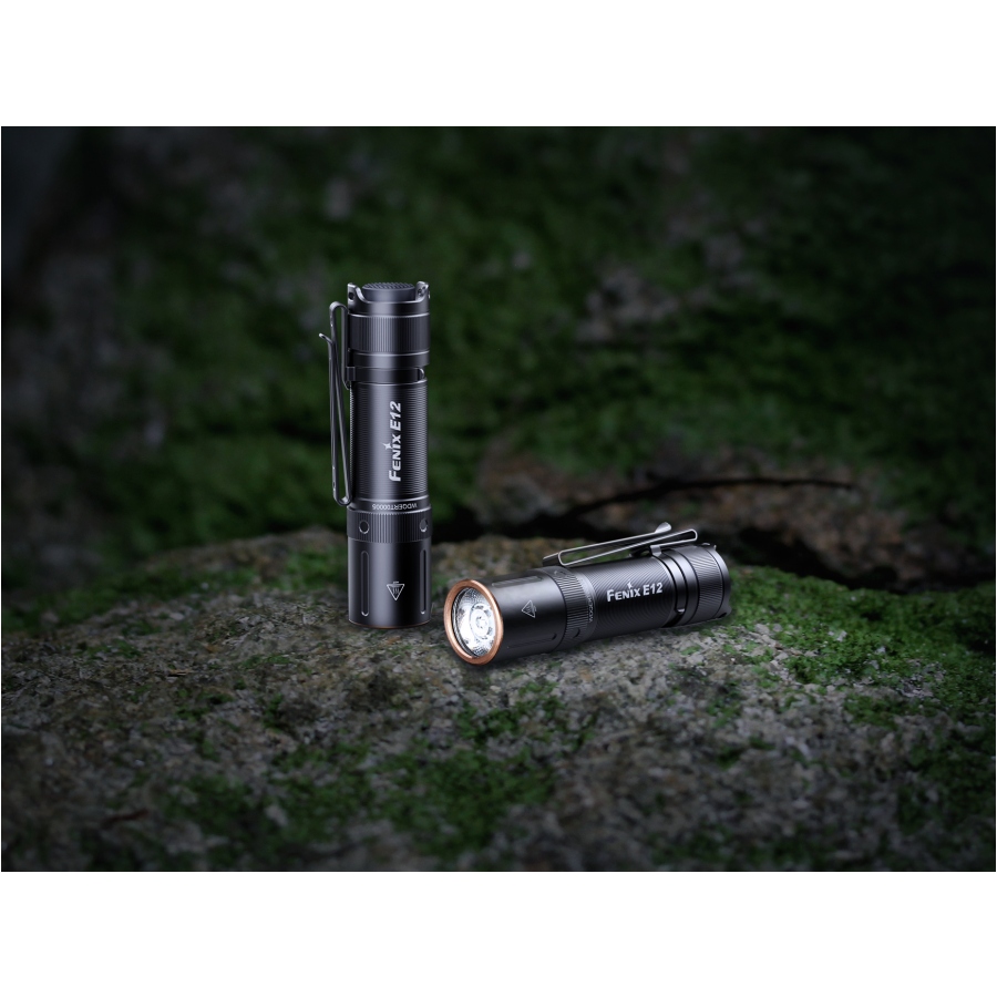 Latarka-diodowa-Fenix-E12-V2.0-150lumenow-3tryby-swiecenia-lentus-militaria