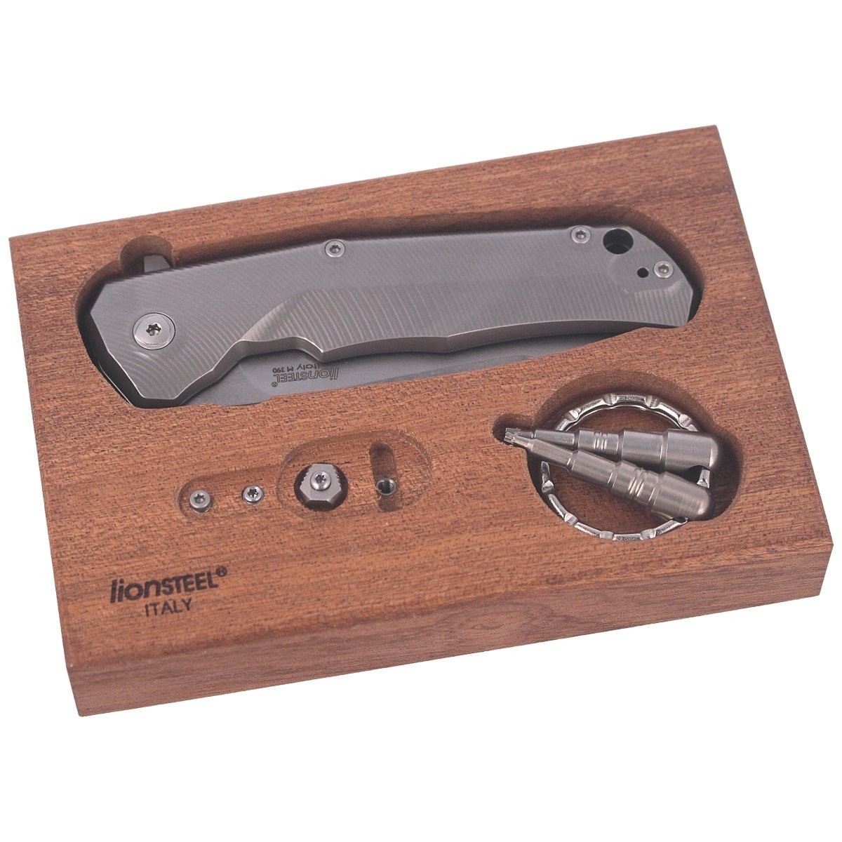 NOZ_LIONSTEEL_T.R.E._TITANIUM_GREY _SATIN_BLADE_TRE GY_lentus_militaria