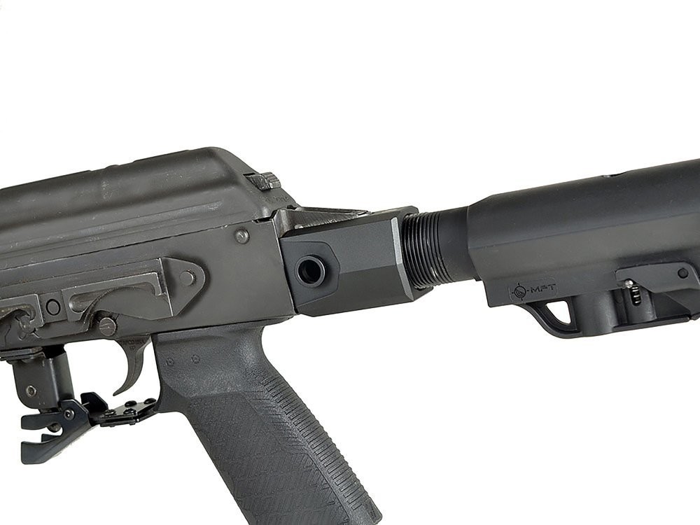 Strike Industries - Adapter-kolby-AR-do-karabinka-AK - SI-AK-SA