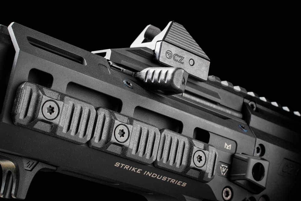 Strike Industries - Dzwignia-przeladowania-do-CZ-Scorpion-EVO 3 - Medium - SI-CEVO-CH-M