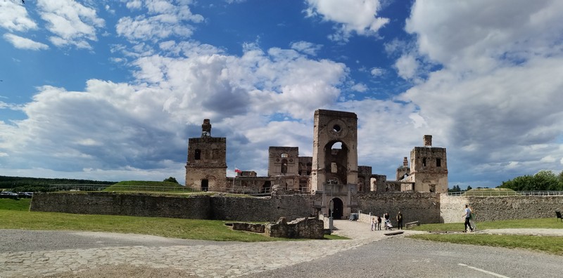 Zamek_Krzyztopor_Ujazd