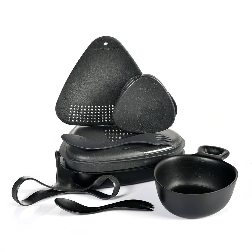 zul_pl_Light-My-Fire-Zestaw-naczyn-Outdoor-MealKit-TM-8-czesci-SlatyBlack-2418411010-lentus