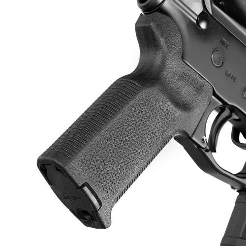 zul_pm_Magpul-Chwyt-pistoletowy-MOE-K2-Grip-do-AR15-M4-Czarny-MAG522-lentus