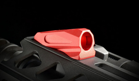 zul_pm_Strike-Industries-Port-Link-Angled-QD-Mount-Czerwony-lentus